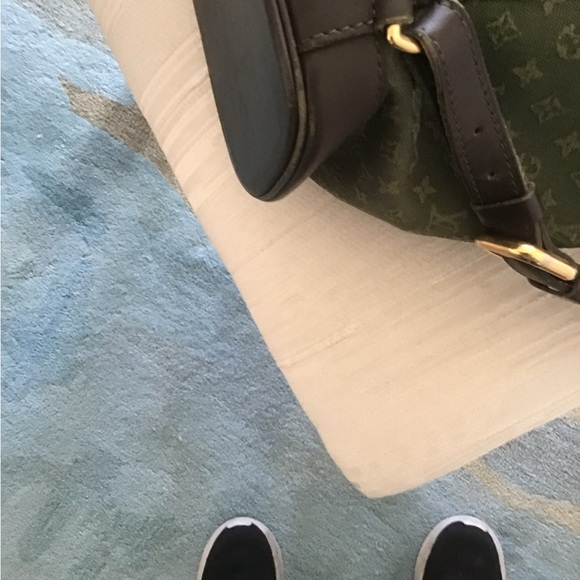 Authentic Louis Vuitton Khaki Green Lin Montsouris GM Backpack and box - Picture 5 of 11